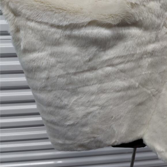 Runway - Picture 6 of 12